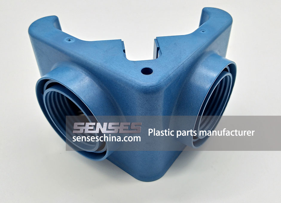 Plastic parts manufacturer