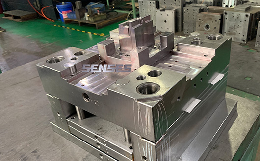 Plastic Injection Mold in China