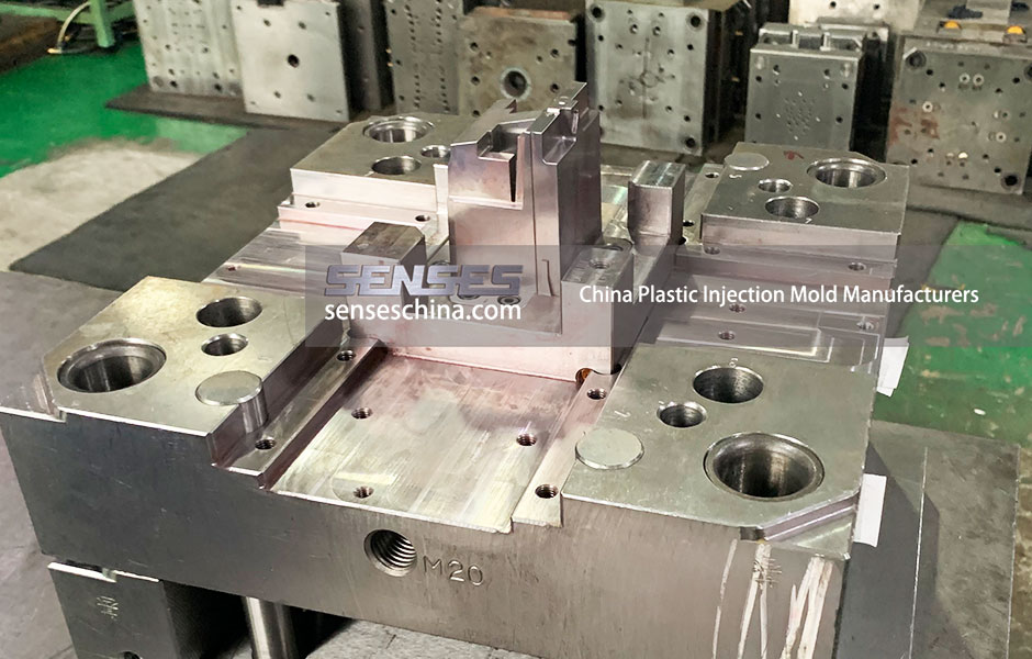 China Plastic Injection Mold Manufacturers