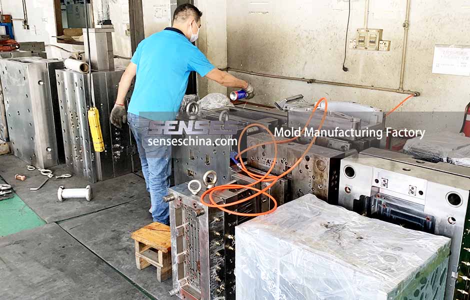 Mold Manufacturing Factory